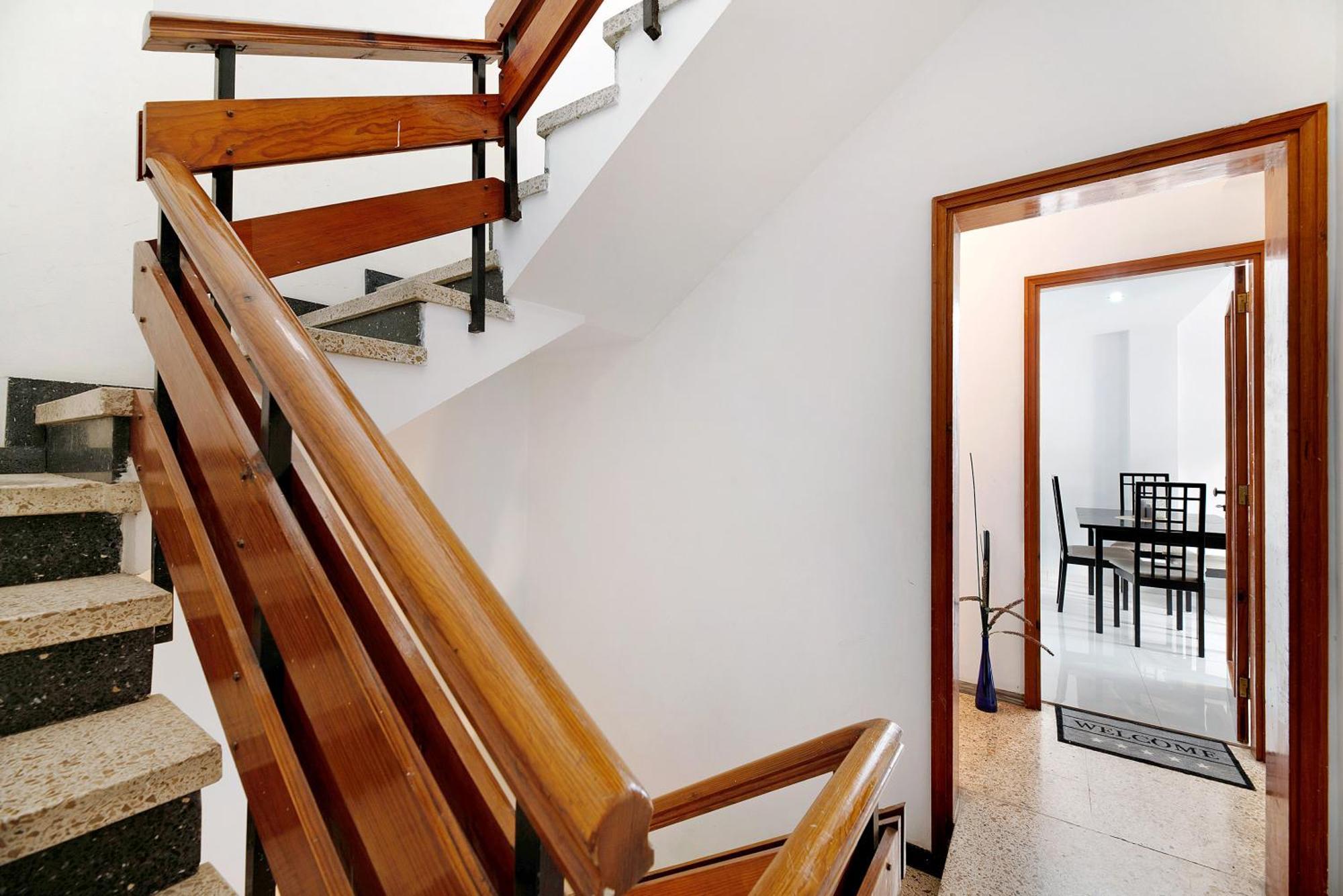 Holiday home Piso Leon Y Castillo B
